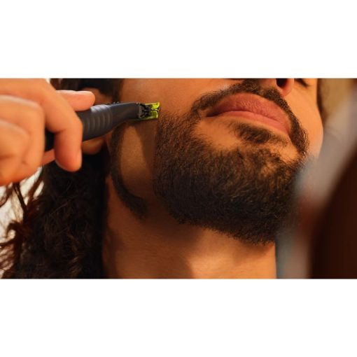 Alternative view of Philips OneBlade QP1424/10