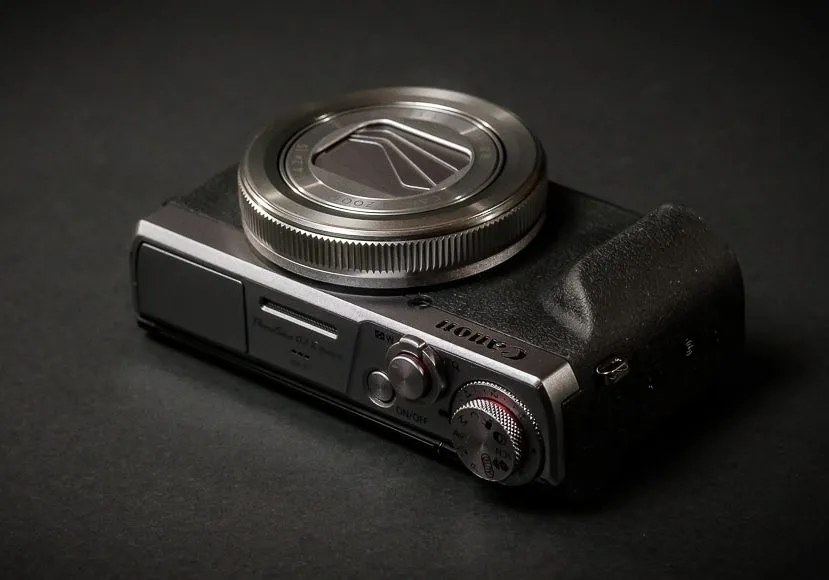 canon powershot g7x mark iii top plate dials and physical controls
