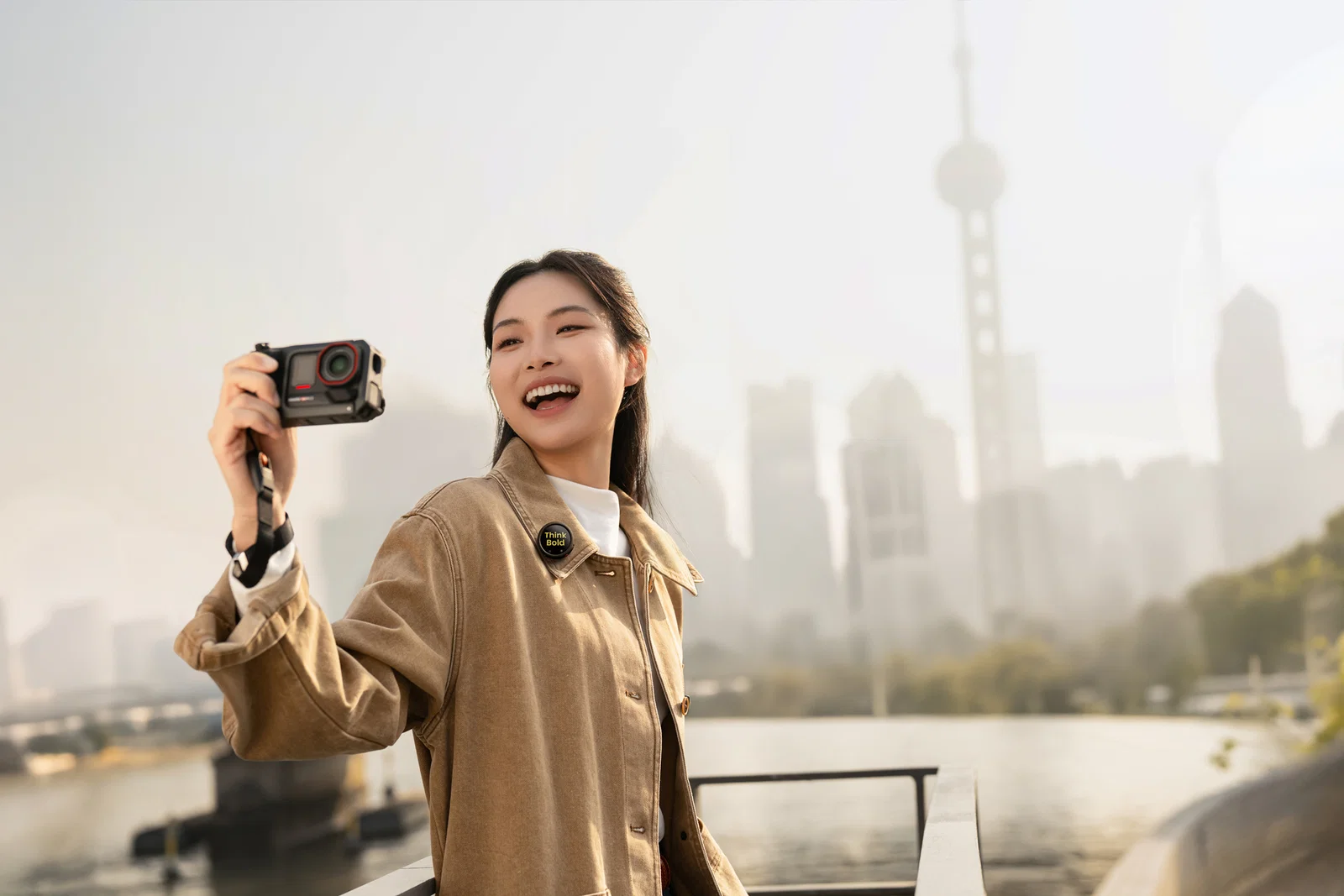 Insta360 Mic Pro 4 TX to 1 RX multi-person interview setup