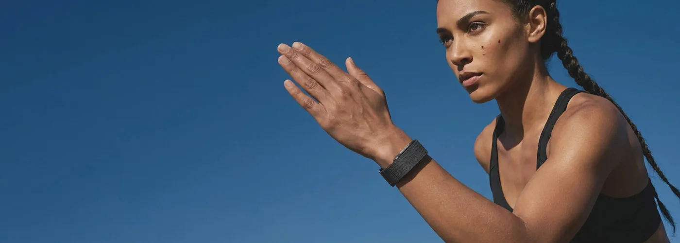 humeband2.0bannerdesk