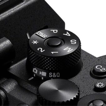 sony a7r vi mirrorless camera (body only)