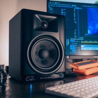 m audio bx5 bt 5 inch studio monitor