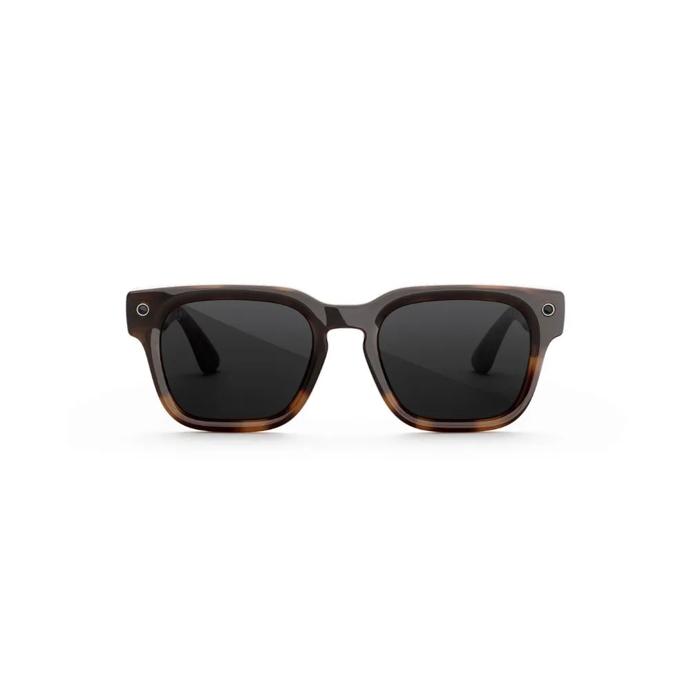 meta fury smart ai glasses | bold square frame, 12mp camera & live translate f: classic black l: clear to grey transitions®