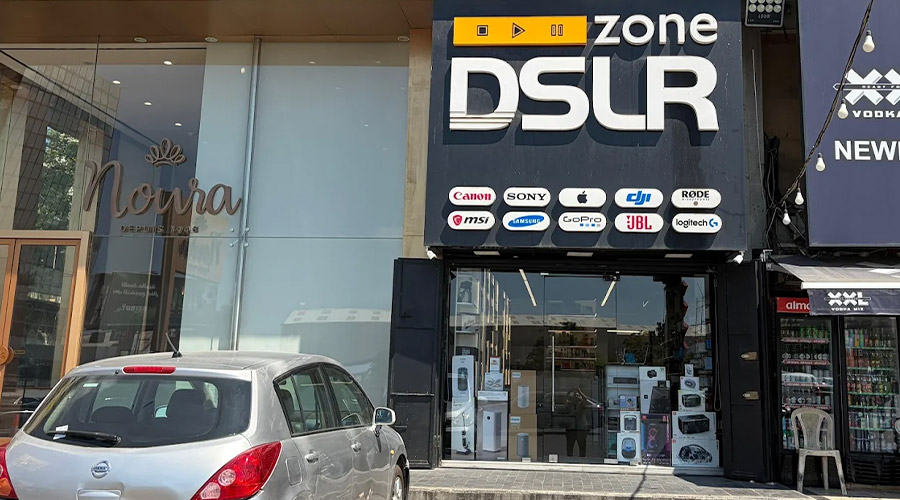 store banner