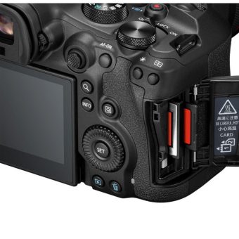 canon eos r6 mark iii mirrorless camera with 24 105mm f/4 7.1 lens body only
