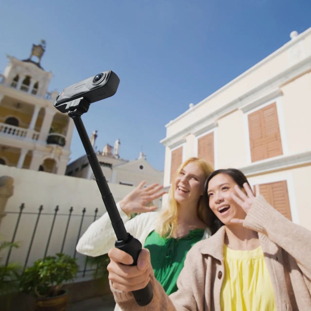 insta360 free framing selfie stick for x5
