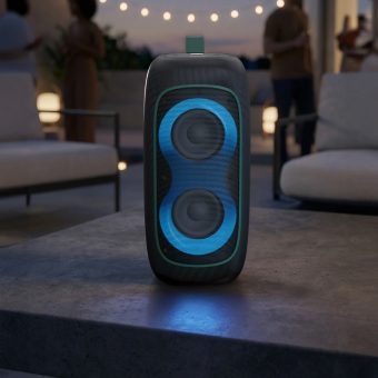 Green Lion Thunder 30 Bluetooth Speaker Outdoors