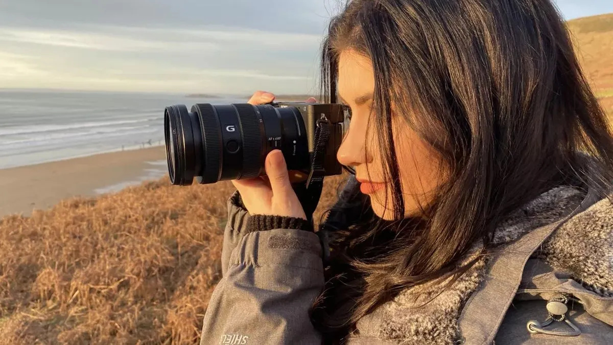 mirrorless canon camera
