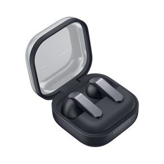 Samsung Galaxy Buds4 Black – charging case open angle